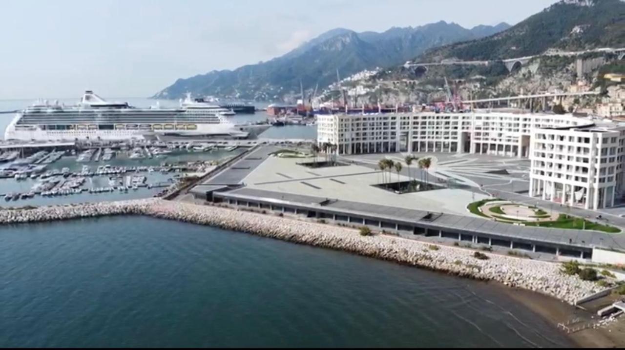 Glam House & Boat Villa Salerno Exterior photo